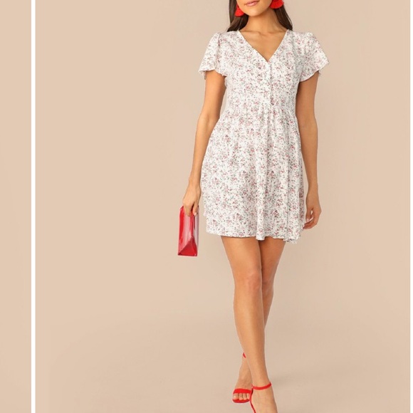 White floral dress *NEW* - Picture 2 of 2